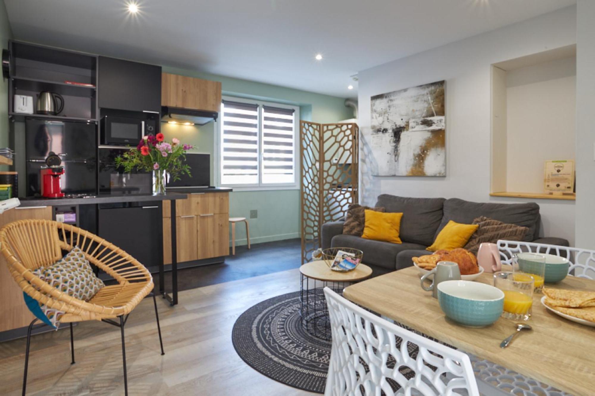 Centre Ville A Pied Appt Avec Sauna, Linge, Wifi, Stationnement Gratuit Vannes Exterior photo