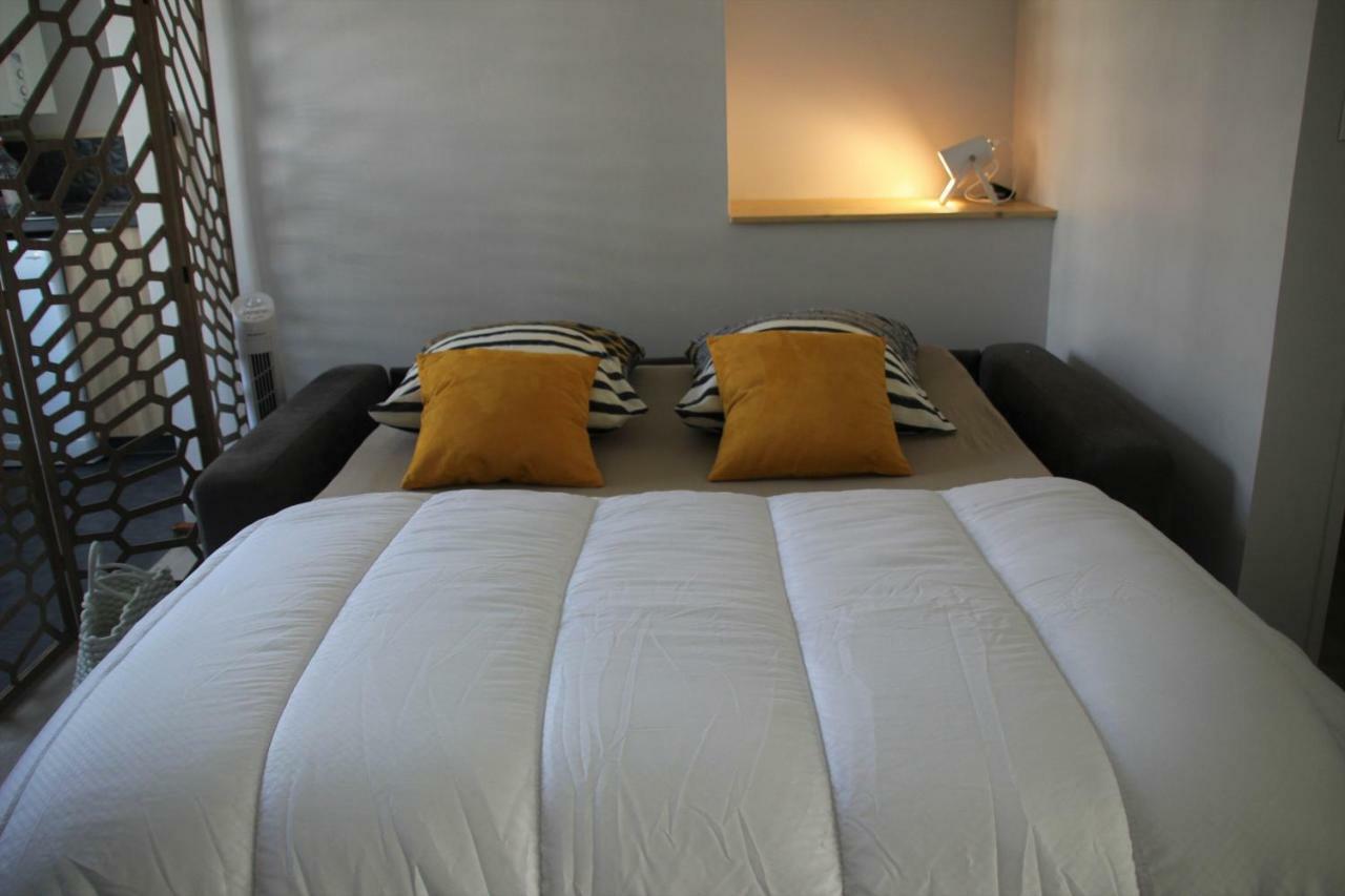 Centre Ville A Pied Appt Avec Sauna, Linge, Wifi, Stationnement Gratuit Vannes Exterior photo